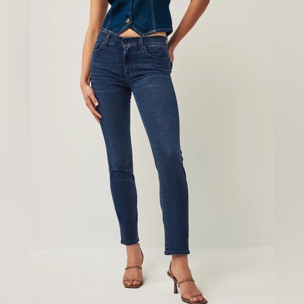 Seven for all mankind “roxanne” slim fit jean ❤️